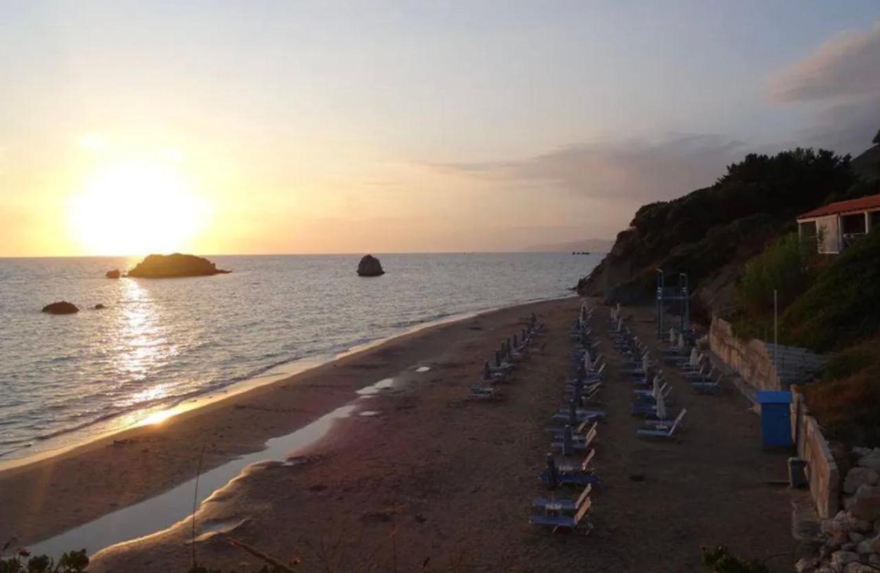 Stefanias Prasoudi Beach Ágios Matthaíos Exteriér fotografie
