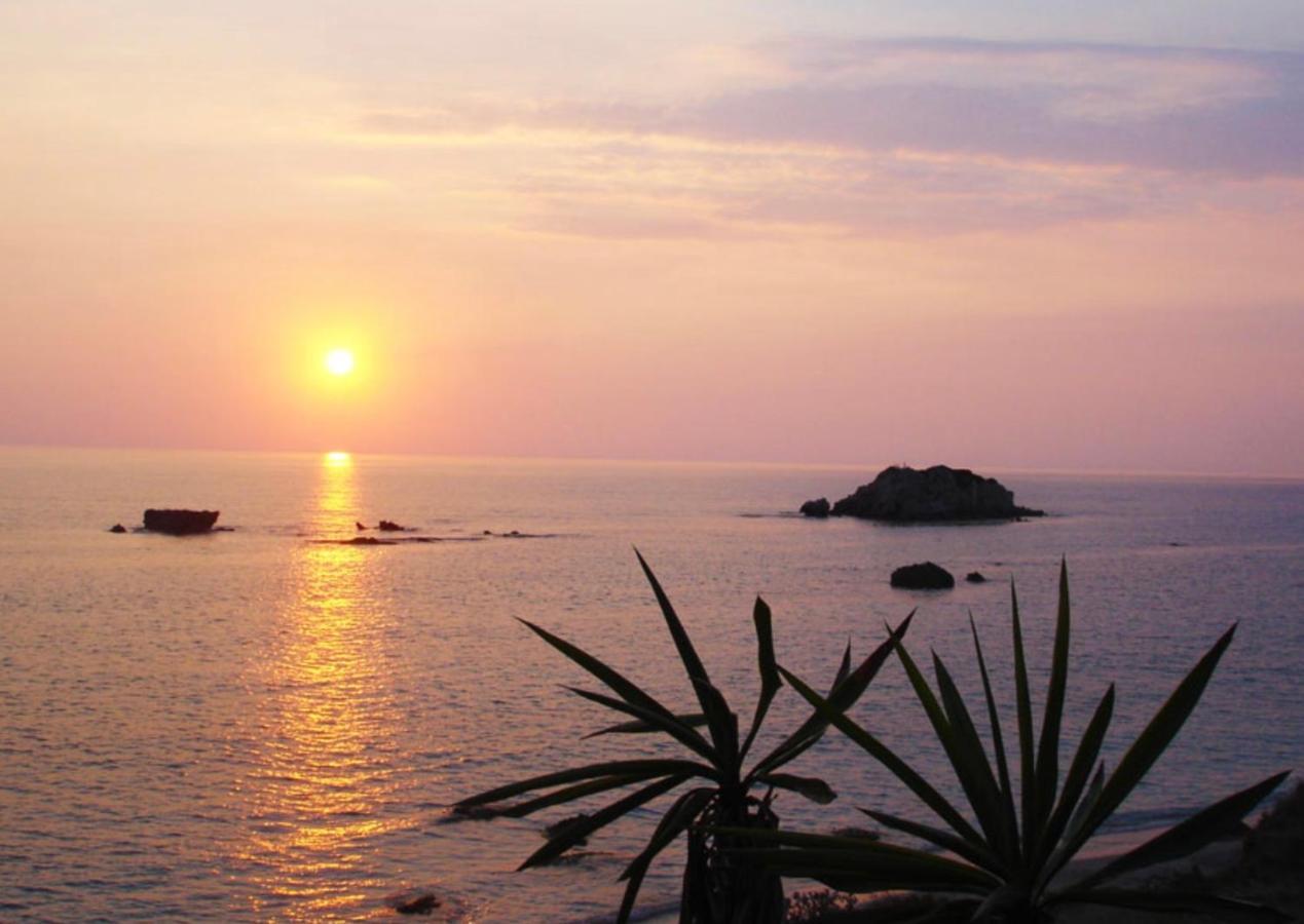 Stefanias Prasoudi Beach Ágios Matthaíos Exteriér fotografie